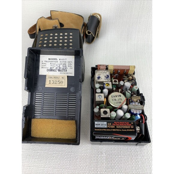 Channel Master Transistor Solid State Radio Model‎ 6457 With Case & Ear Piece UT - Picture 7 of 9